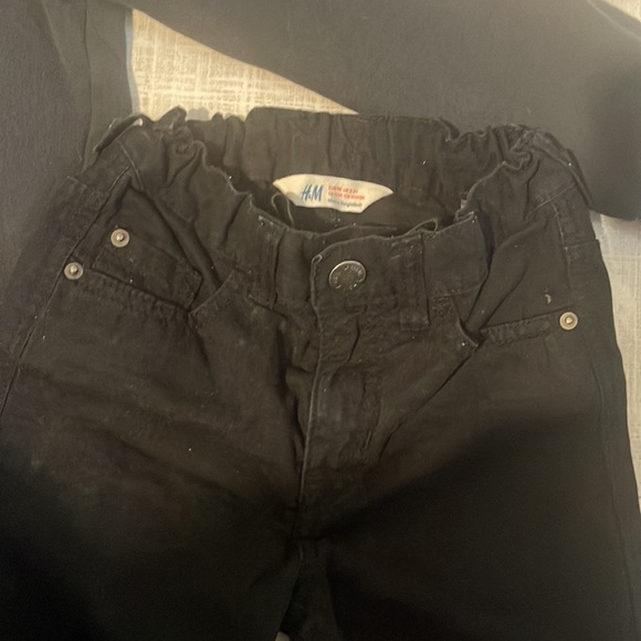 Lot of 13 pc boys clothing pants T-shirts hoodie size 4 to 7 zara gap Gymboree - Picture 3 of 16